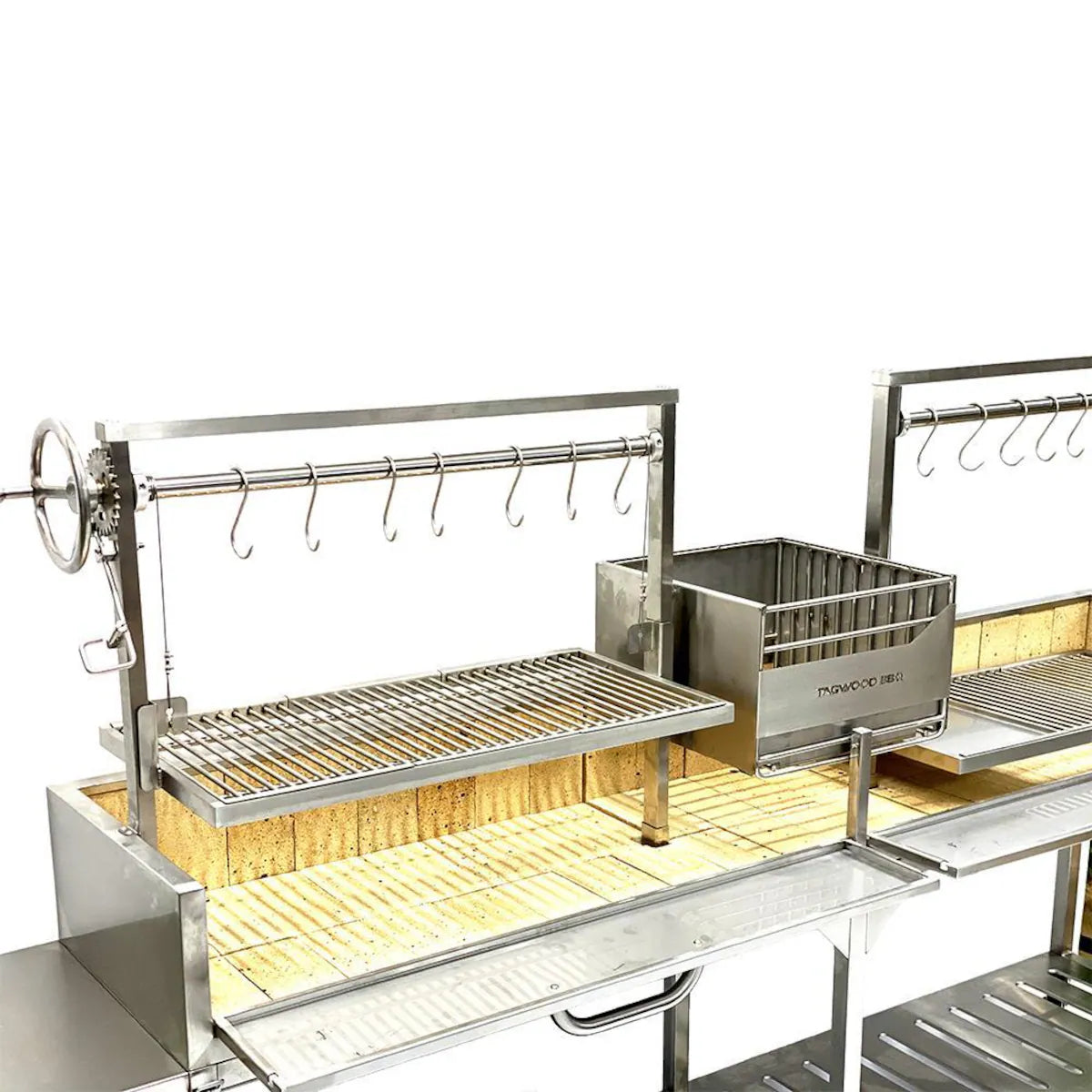 Tagwood BBQ04SS – Argentine Stainless Steel Santa Maria Grill
