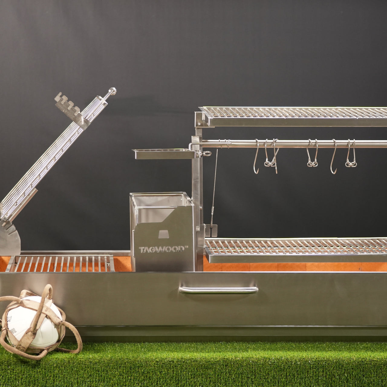 Tagwood BBQ28SS – XL Built‑In Argentine Santa Maria Grill - Piratically Built