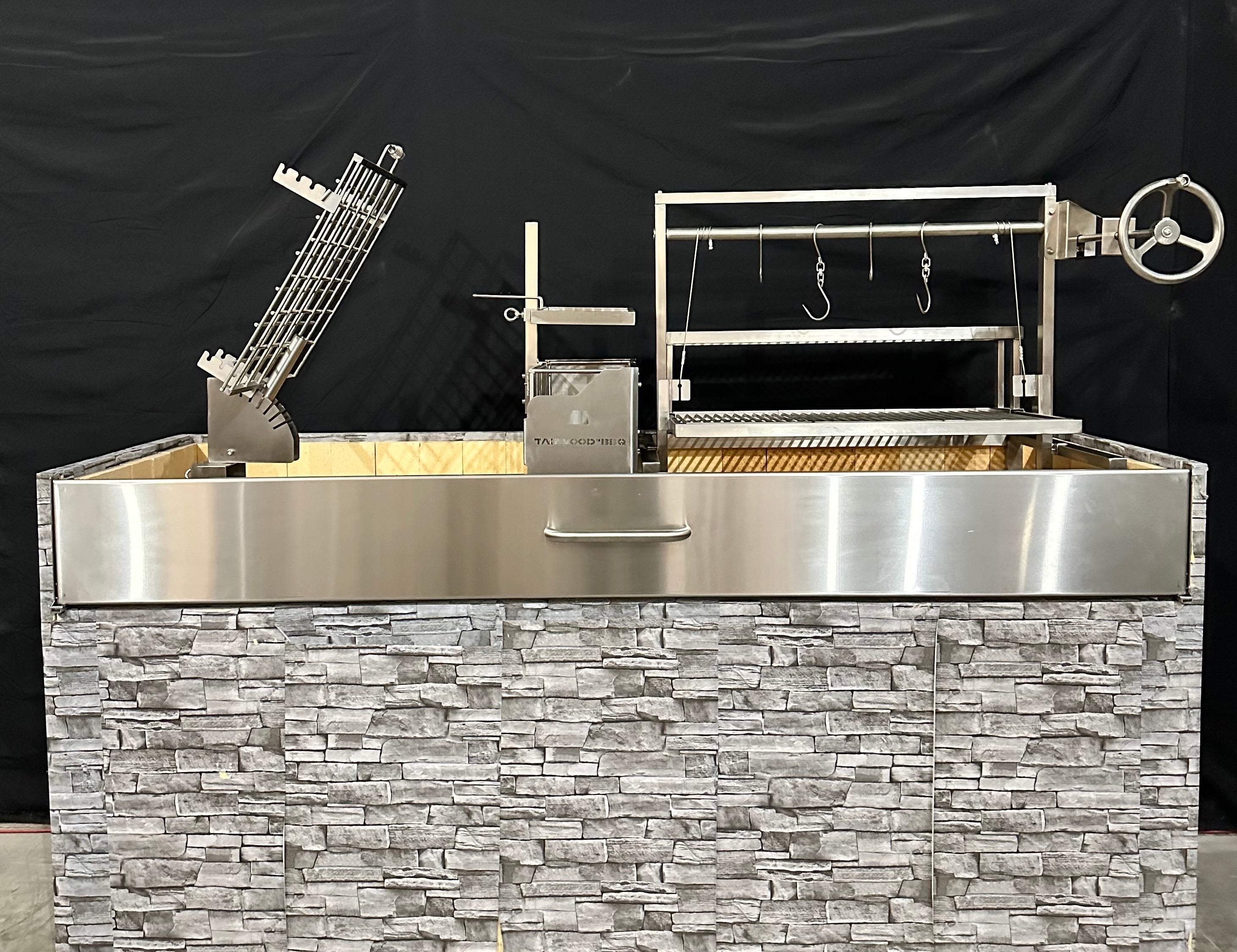 Tagwood BBQ09SS – Argentine Stainless Steel Santa Maria Grill