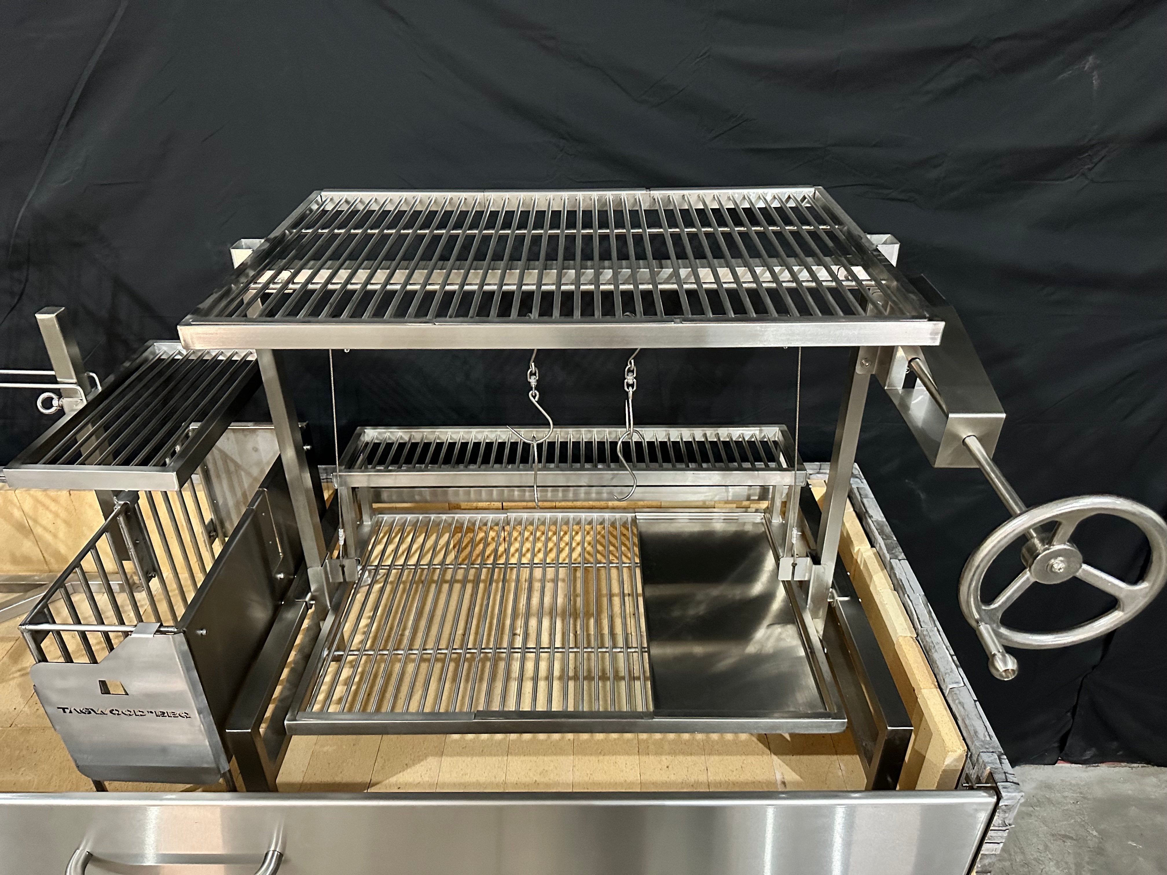 Tagwood BBQ09SS – Argentine Stainless Steel Santa Maria Grill