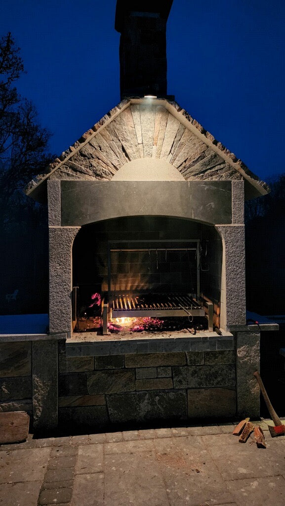Tagwood BBQ09SS – Argentine Stainless Steel Santa Maria Grill
