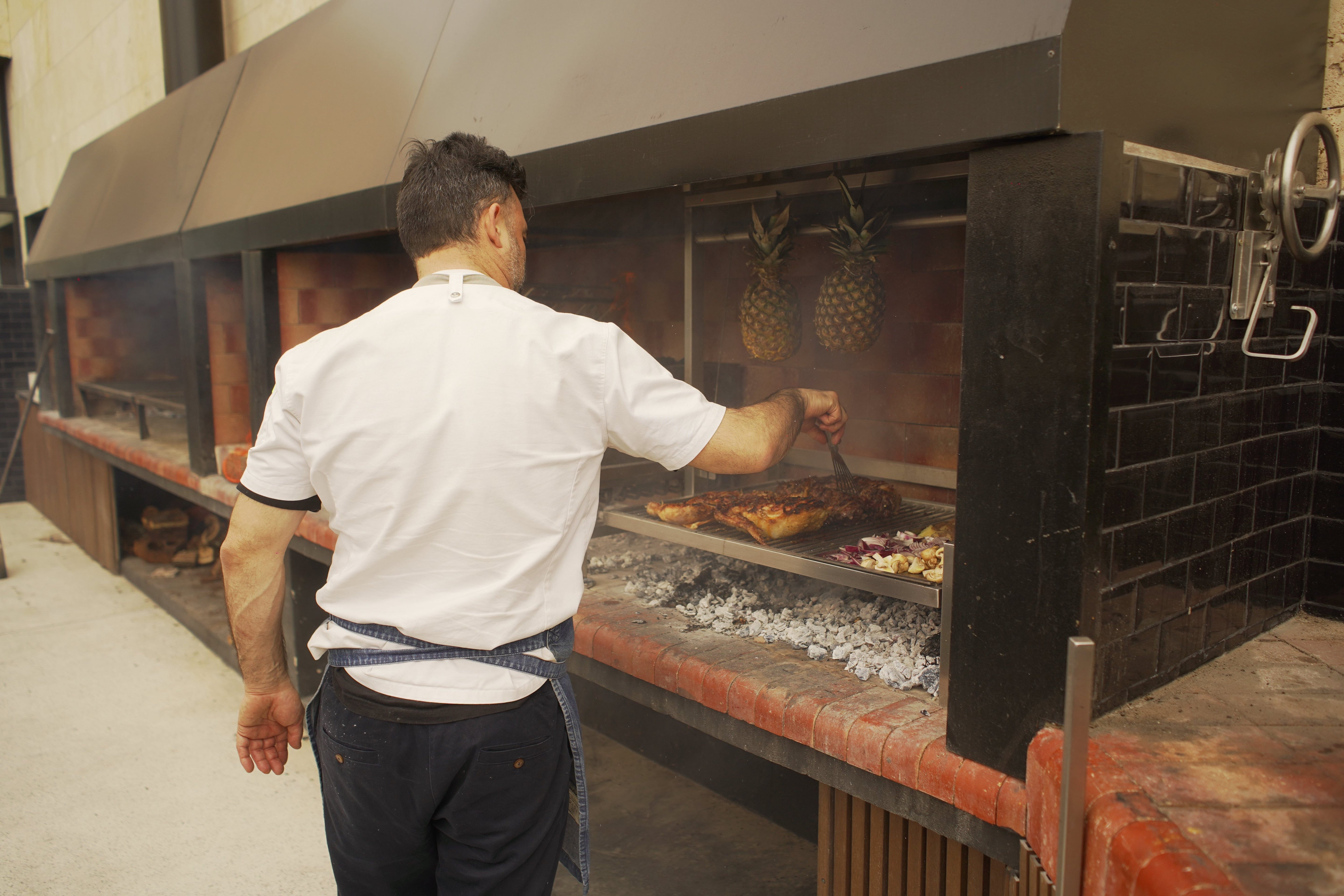 Tagwood BBQ09SS – Argentine Stainless Steel Santa Maria Grill