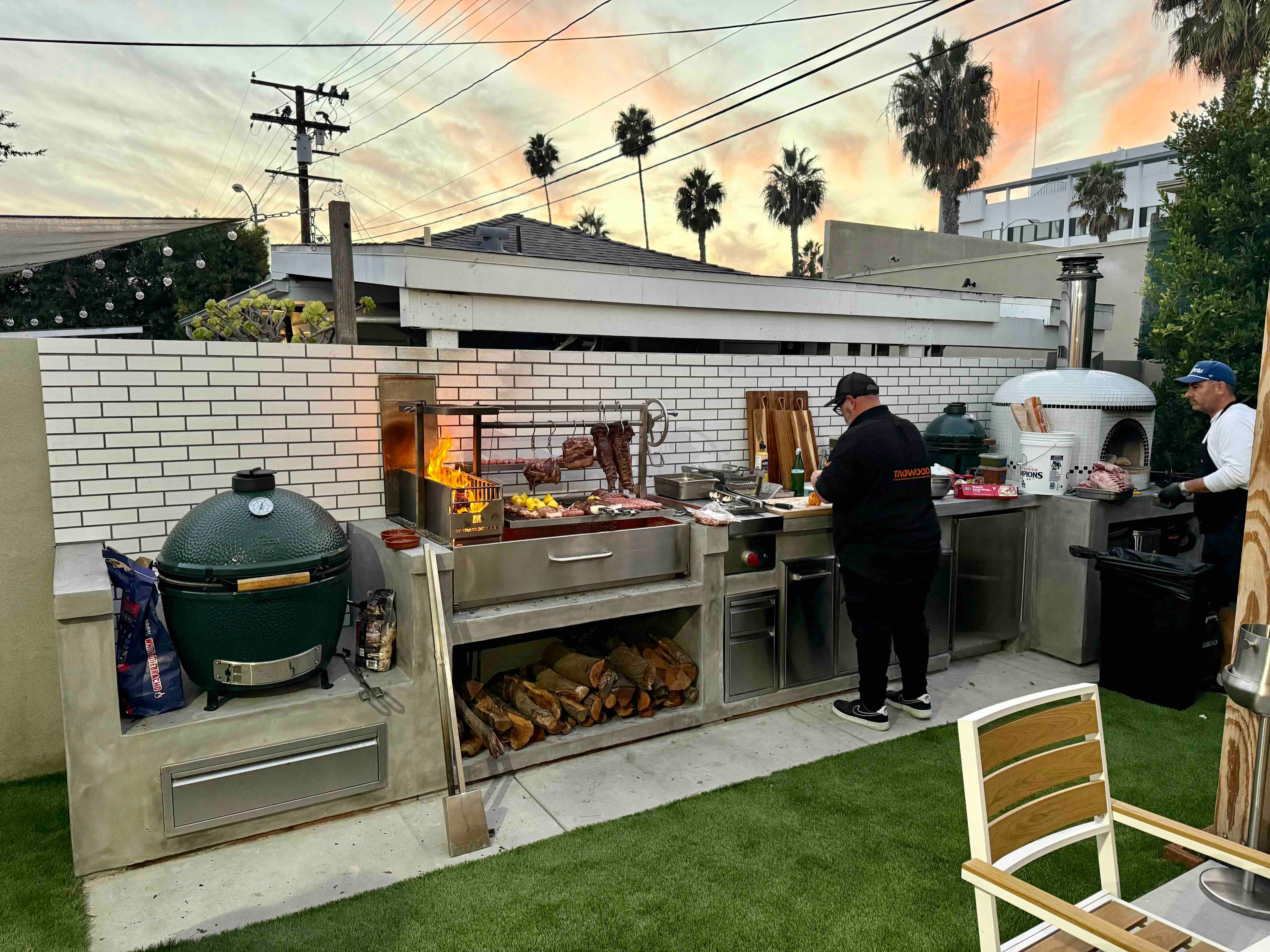 Tagwood BBQ25SS – XL Built‑In Argentine Stainless Steel Santa Maria Grill - Piratically Built