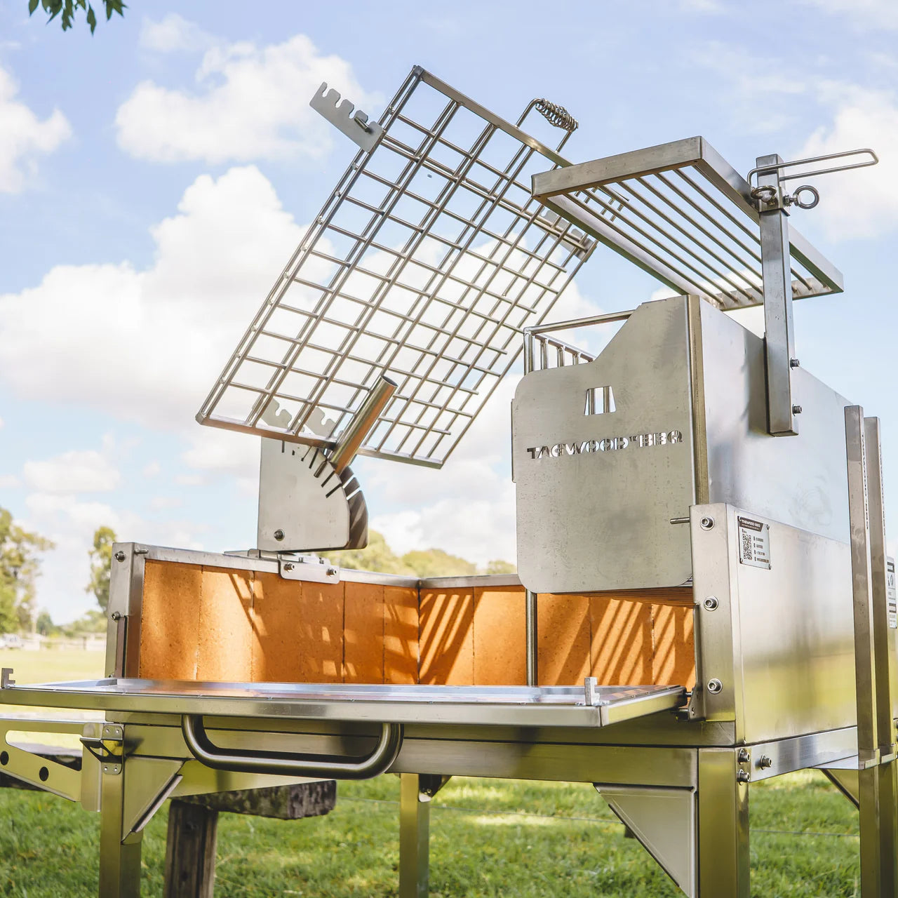 Tagwood BBQ33SS – Argentine Stainless Steel Santa Maria Grill