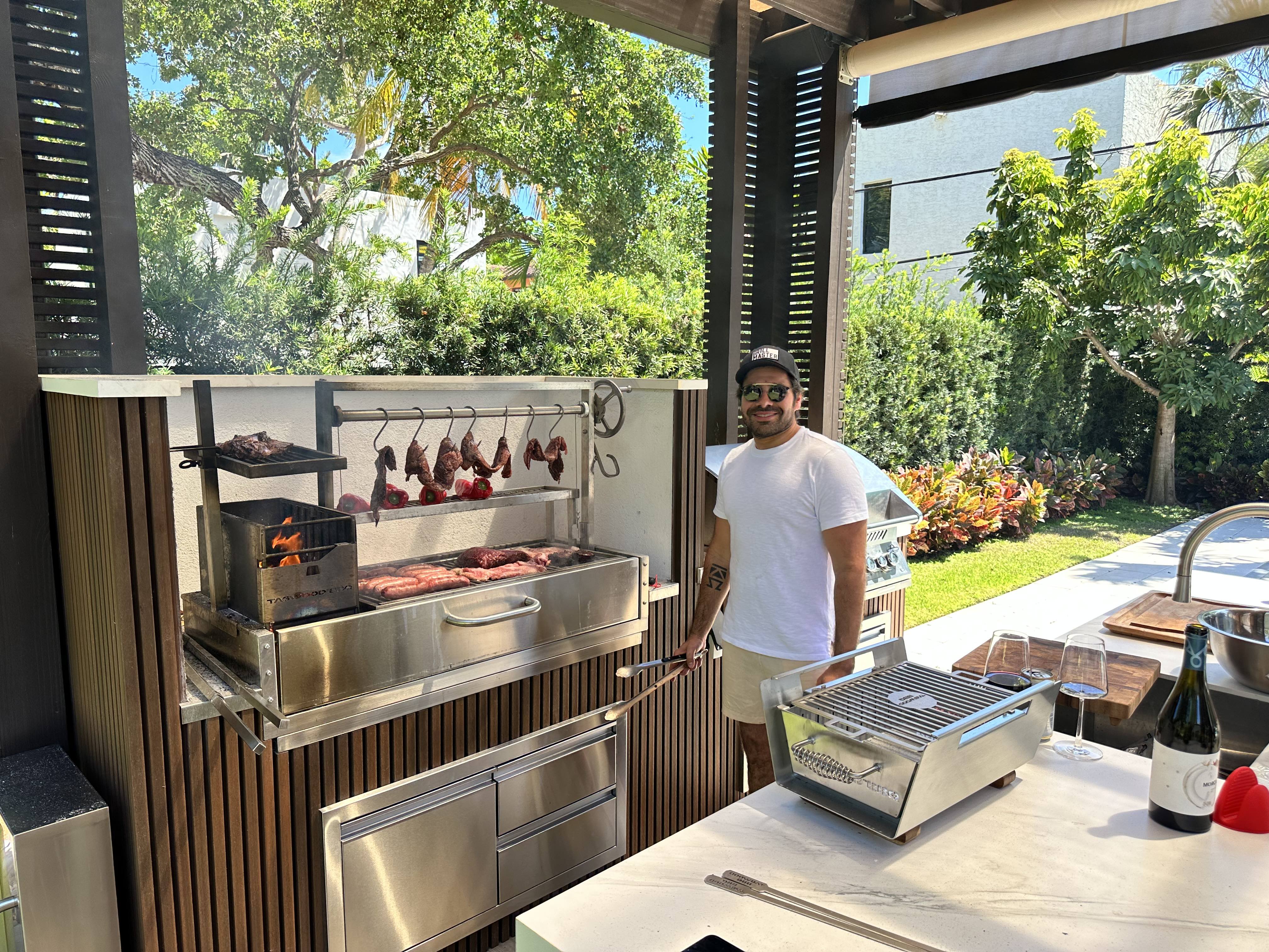 Tagwood BBQ05SS – Argentine Stainless Steel Santa Maria Grill -  Piratically Built
