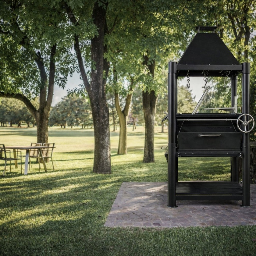 Tagwood BBQ12SI Argentine Firewood & Charcoal Grill