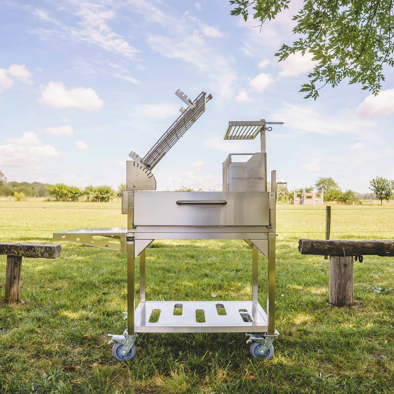 Tagwood BBQ33SS – Argentine Stainless Steel Santa Maria Grill